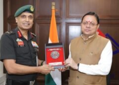 मुख्यमंत्री धामी से मिले एनसीसी महानिदेशक लेफ्टिनेंट जनरल वीरेन्द्र वत्स